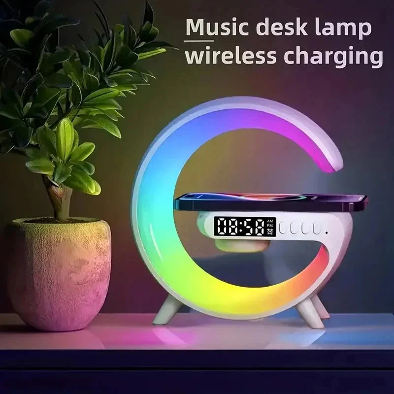 Wireless Charging Lamp mit RGB-Licht und Ladestation für Smartphones